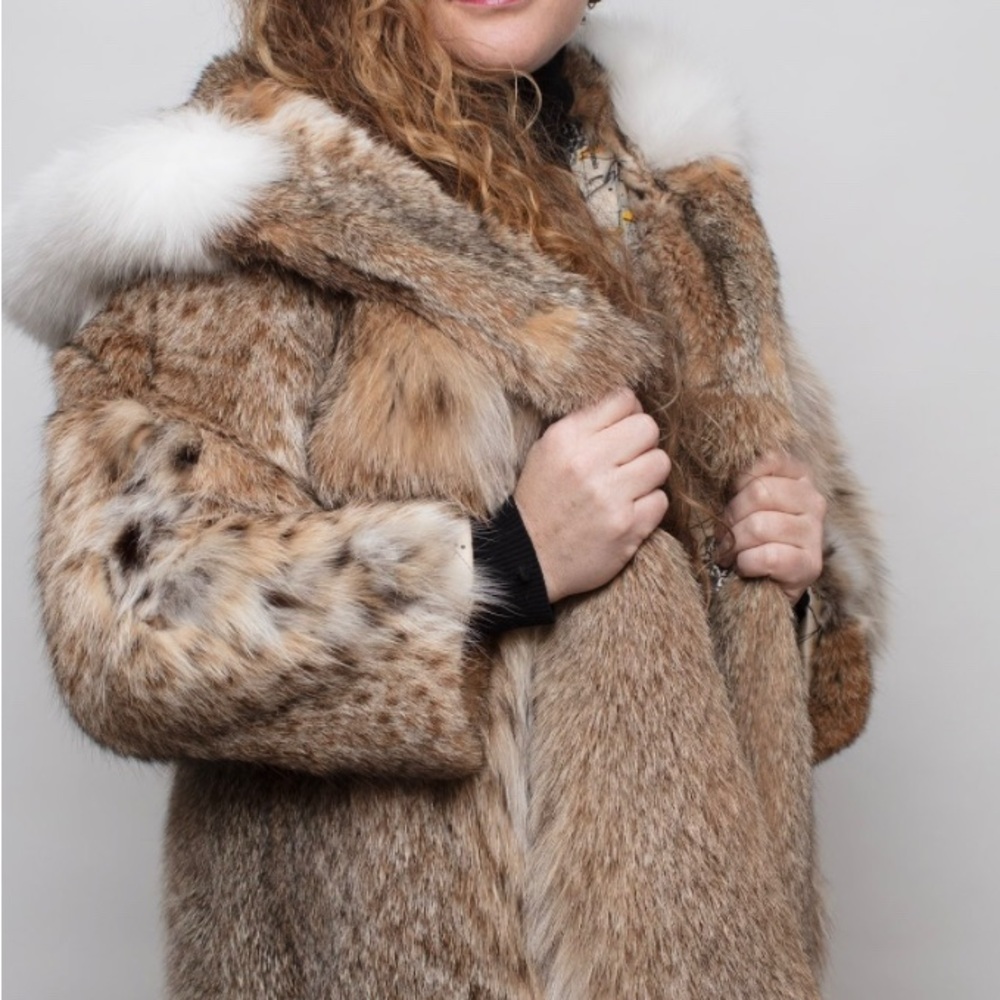 Luxurious Lynx Fur Coat